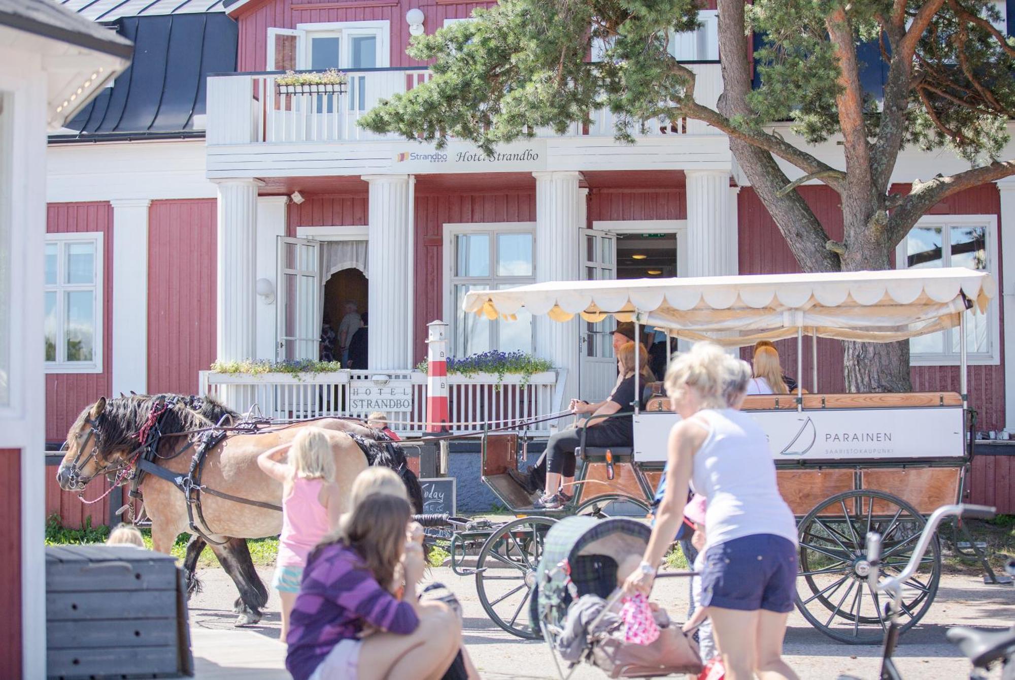 Hotel Strandbo Nagu Eksteriør bilde
